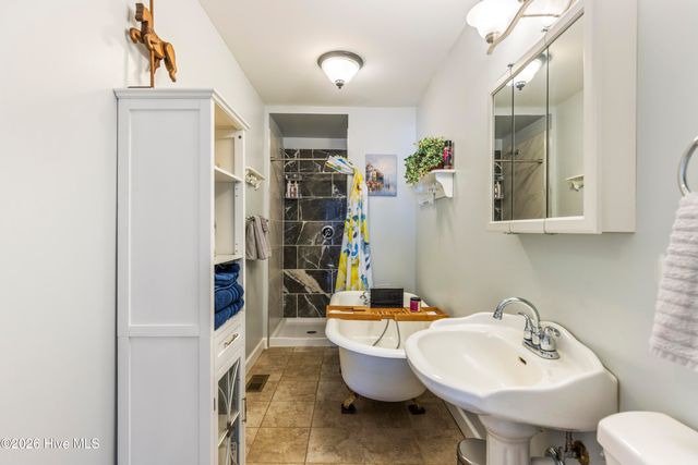 105 NW 7th Street, Oak Island, NC 28465