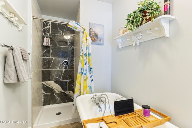 105 NW 7th Street, Oak Island, NC 28465