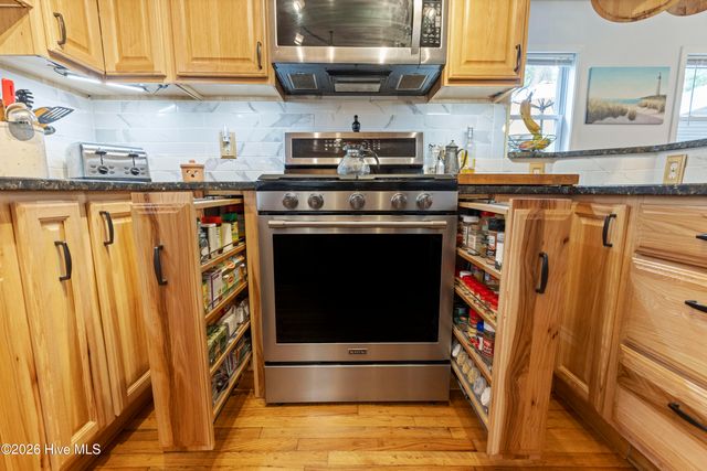 105 NW 7th Street, Oak Island, NC 28465