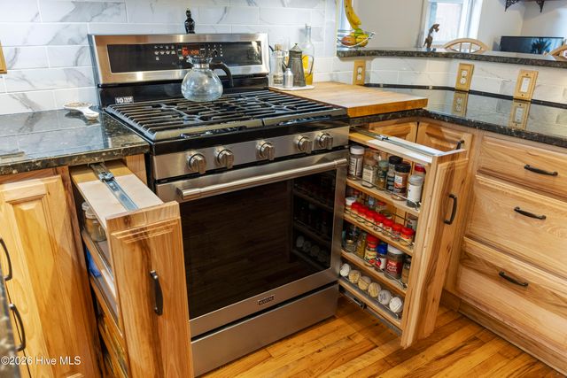 105 NW 7th Street, Oak Island, NC 28465