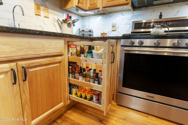 105 NW 7th Street, Oak Island, NC 28465