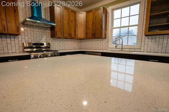 8475 Stout Avenue, Warren, MI 48093