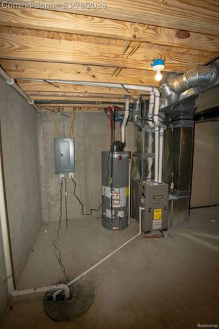 8475 Stout Avenue, Warren, MI 48093