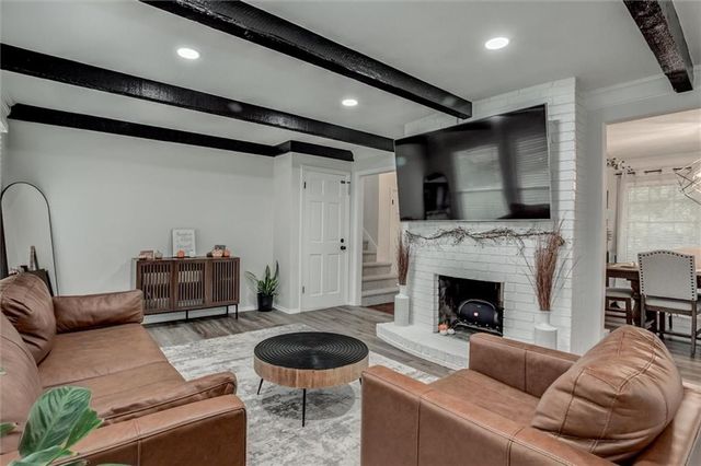 23210 Old Cyclone School Road, Lee's Summit, MO 64064