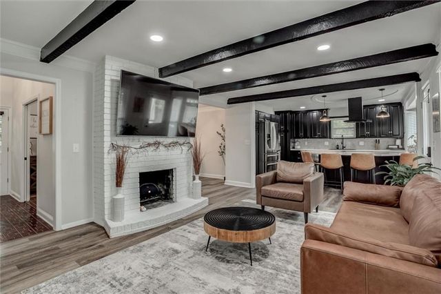 23210 Old Cyclone School Road, Lee's Summit, MO 64064
