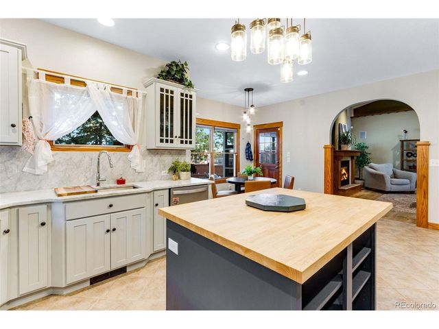 4214 Rolling Gate Rd, Fort Collins, CO 80526