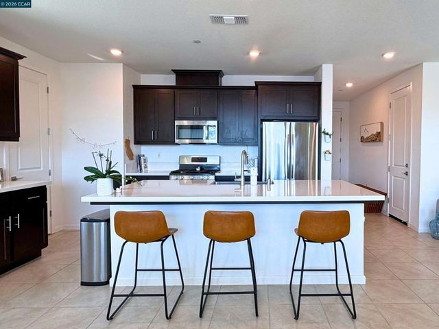 3345 Delta Coves Dr, Bethel Island, CA 94511