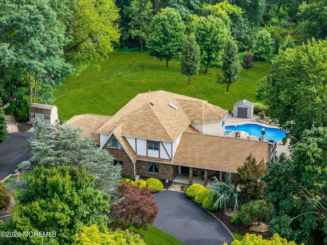 3 Peachtree Lane, Manalapan, NJ 07726