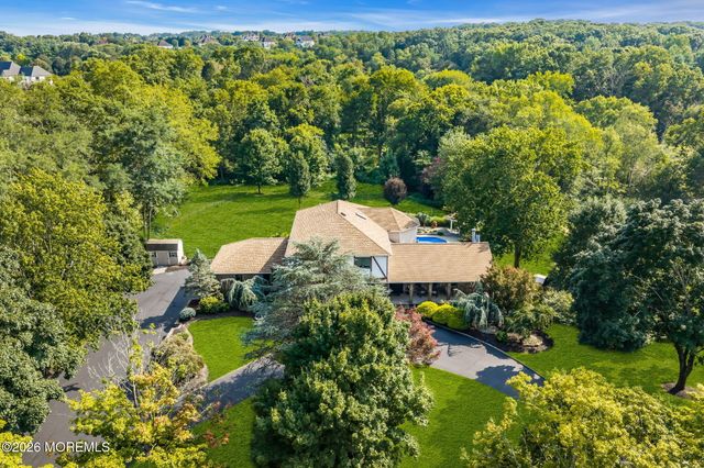 3 Peachtree Lane, Manalapan, NJ 07726