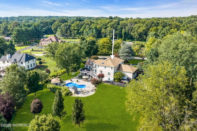 3 Peachtree Lane, Manalapan, NJ 07726