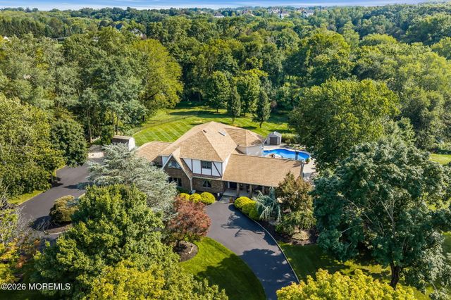 3 Peachtree Lane, Manalapan, NJ 07726