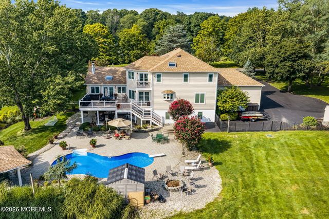 3 Peachtree Lane, Manalapan, NJ 07726
