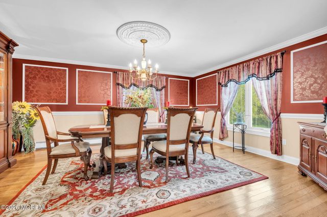 3 Peachtree Lane, Manalapan, NJ 07726