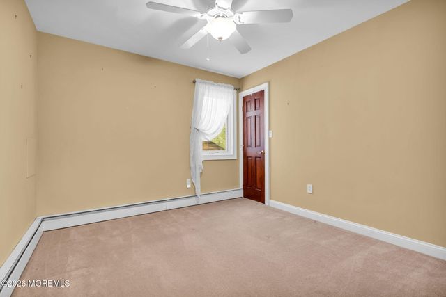 3 Peachtree Lane, Manalapan, NJ 07726