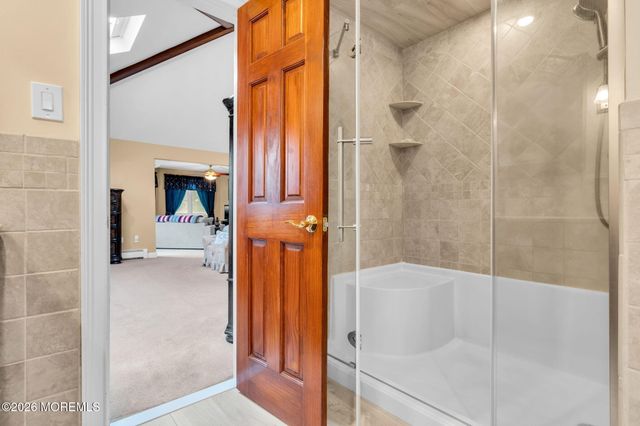 3 Peachtree Lane, Manalapan, NJ 07726