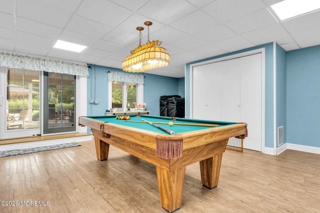 3 Peachtree Lane, Manalapan, NJ 07726