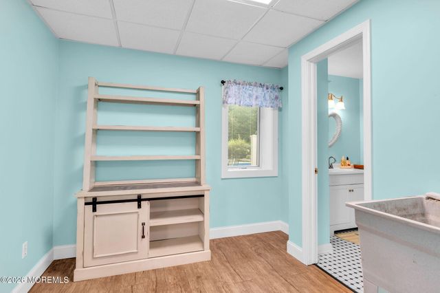 3 Peachtree Lane, Manalapan, NJ 07726