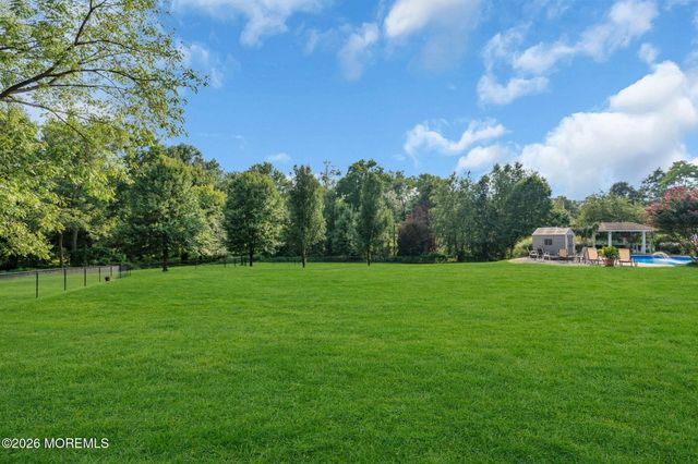 3 Peachtree Lane, Manalapan, NJ 07726