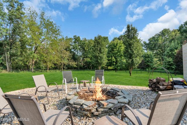 3 Peachtree Lane, Manalapan, NJ 07726