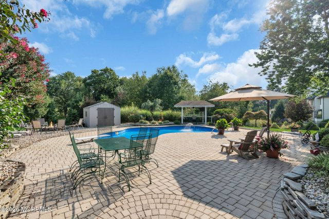 3 Peachtree Lane, Manalapan, NJ 07726