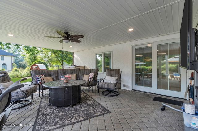 3 Peachtree Lane, Manalapan, NJ 07726