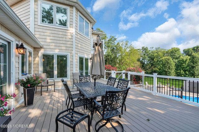 3 Peachtree Lane, Manalapan, NJ 07726