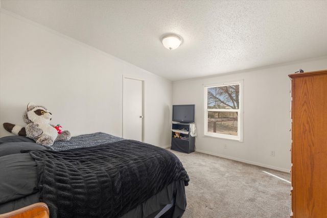 39 Maple Road, Edgewood, NM 87015