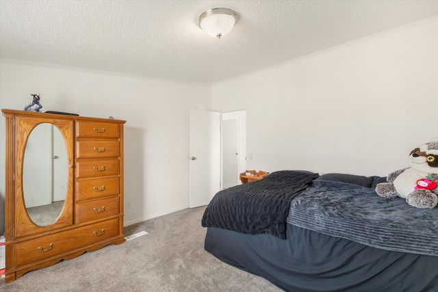 39 Maple Road, Edgewood, NM 87015