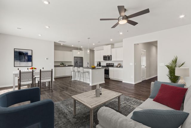 3244 Zeppelin Lane, Sumter, SC 29154