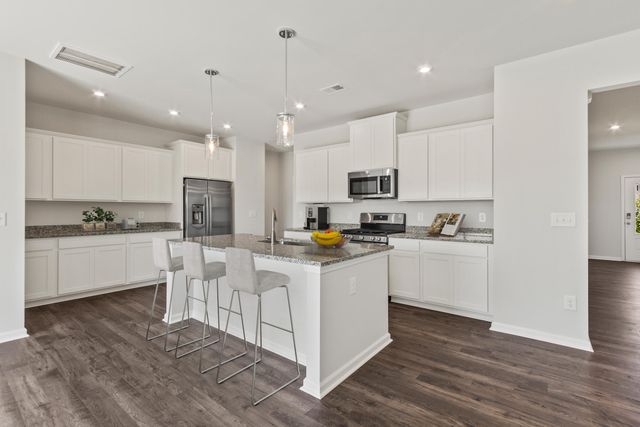 3244 Zeppelin Lane, Sumter, SC 29154