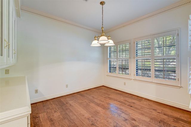 5502 Fountainbridge Lane, Houston, TX 77069