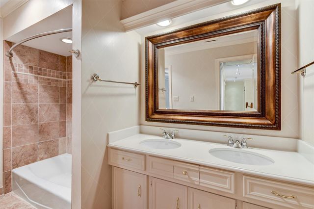 5502 Fountainbridge Lane, Houston, TX 77069