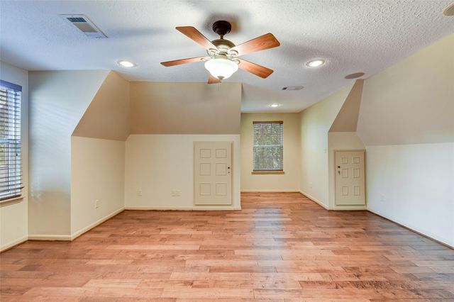 5502 Fountainbridge Lane, Houston, TX 77069