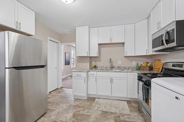 1250 Minnehaha Avenue E, Saint Paul, MN 55106