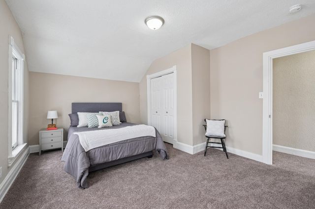 1250 Minnehaha Avenue E, Saint Paul, MN 55106