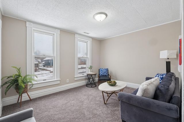 1250 Minnehaha Avenue E, Saint Paul, MN 55106