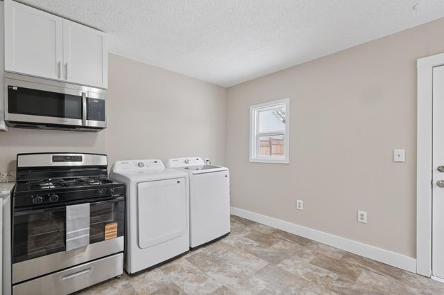 1250 Minnehaha Avenue E, Saint Paul, MN 55106