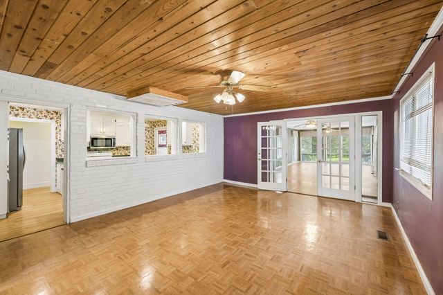 17283 Us 11 Highway, Wildwood, GA 30757