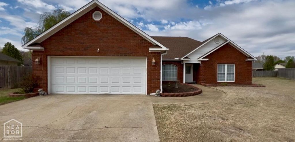 3300 Jeridon Cove, Jonesboro, AR 72404
