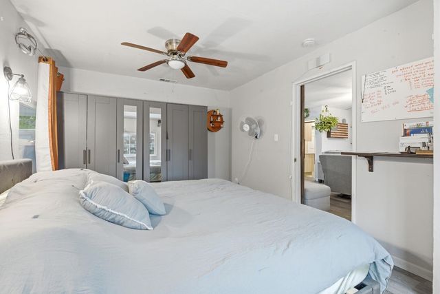 405 E Edison St, Manteca, CA 95336