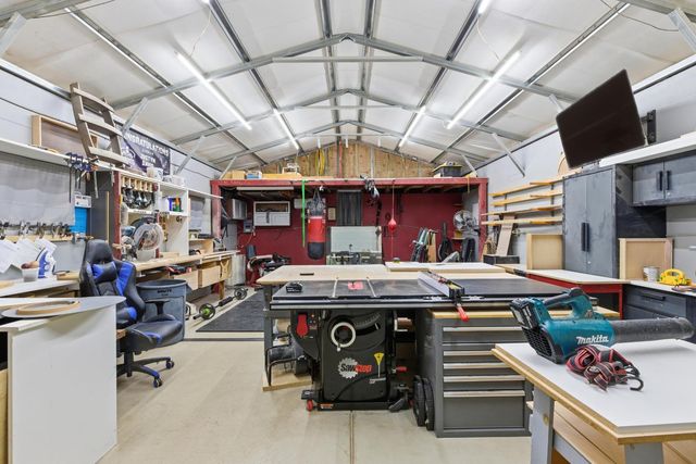 405 E Edison St, Manteca, CA 95336