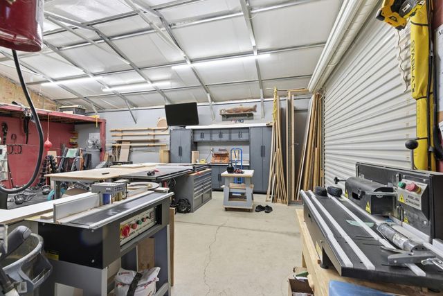 405 E Edison St, Manteca, CA 95336