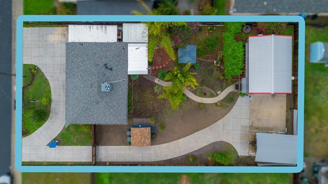 405 E Edison St, Manteca, CA 95336