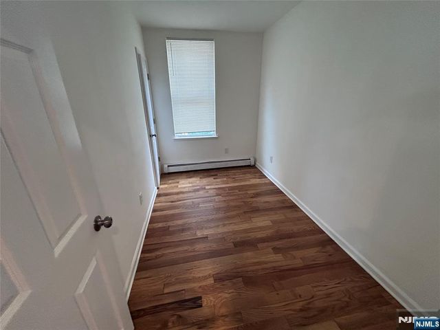 215 Wagaraw Road, Hawthorne, NJ 07506