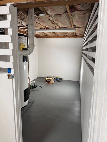 6 Franzone Drive B, Haverhill, MA 01835