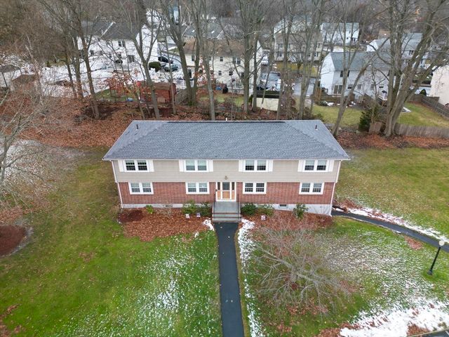 6 Franzone Drive B, Haverhill, MA 01835