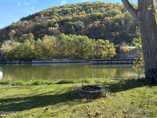 11 Main Street, Whitehall Village, NY 12887