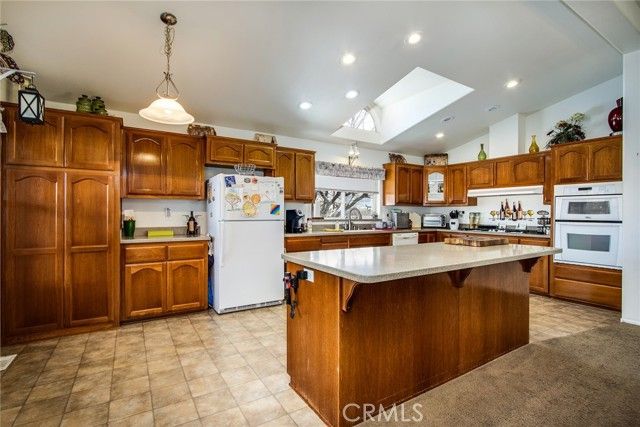 2863 Ox Yoke, Pioneertown, CA 92268