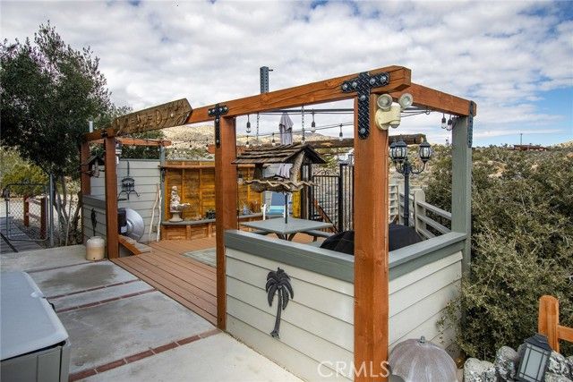 2863 Ox Yoke, Pioneertown, CA 92268