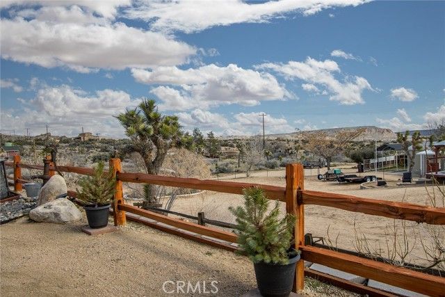 2863 Ox Yoke, Pioneertown, CA 92268